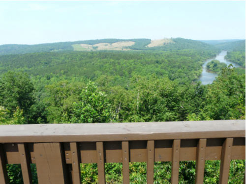 Roadside overlook at Sprewell Bluff Park near Thomaston, Georgia